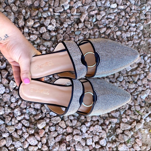 NIB Bling Rhinestone Sparkly Ring Mules Flats - Picture 7 of 10